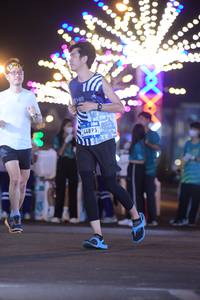 BIB: 687
                            <button type="button" onclick="openModal(23054973)" class="btn btn-primary btn-sm float-right btn-popup" data-toggle="modal" data-target=".modal-high-quality">
                        <i class="fas fa-shopping-cart"></i> Add to Cart
                    </button>
                                            <button type="button" onclick="isThisMe(23054973, true)" class="btn btn-success btn-sm float-right btn-popup btn-isme hidden" data-toggle="tooltip" data-placement="bottom" title="นี่คือรูปของคุณใช่ไหม คลิกที่นี่เพื่อเอาเข้าอัลบั้ม">
                        <i class="fas fa-plus"></i> Add to album
                    </button>
                    <button type="button" onclick="isThisMe(23054973, false)" class="btn btn-warning btn-sm float-right btn-popup btn-isnotme hidden">
                        <i class="fas fa-ban"></i> Remove from album
                    </button>